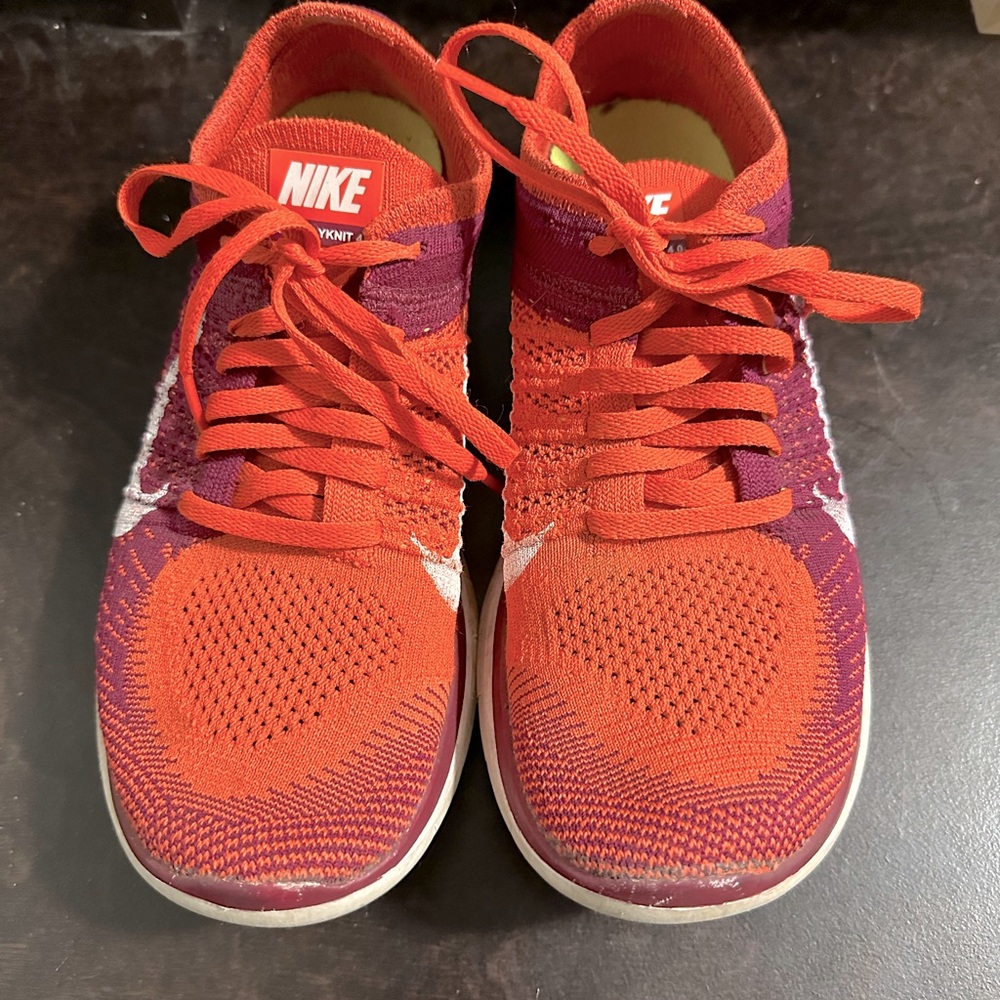 Nike Free Flyknit 4.0 Womens 8 shoe